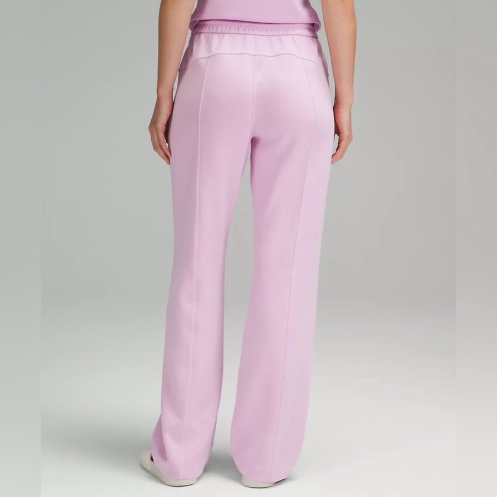 Lululemon Softstreme High Rise Pant Vita Pink Straight Leg Sweatpant Size 6 NWT - Picture 2 of 11